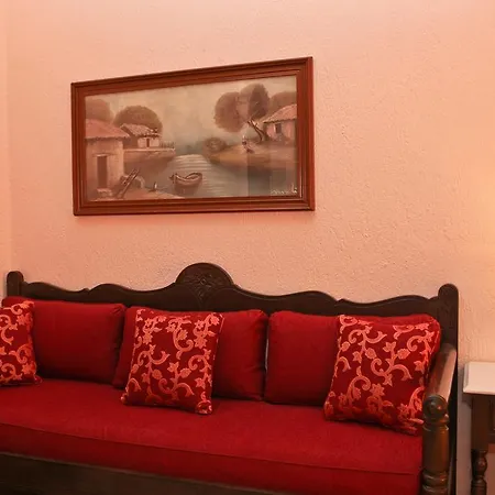 Maria Studios Apartment *