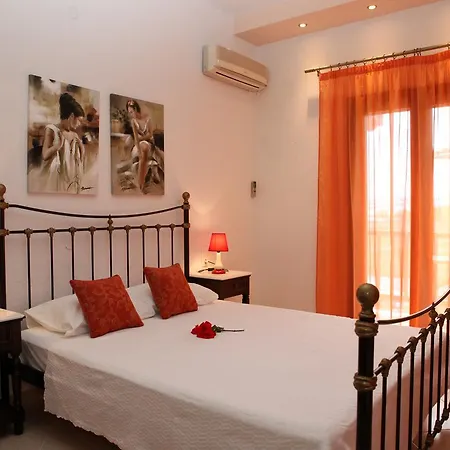 Maria Studios Apartment