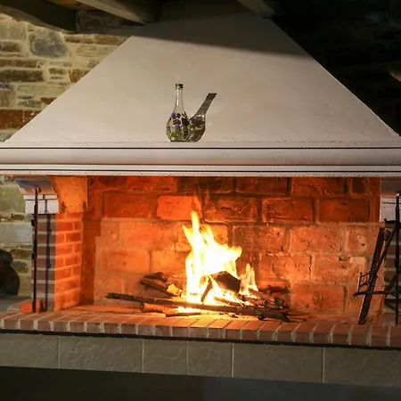 Maria Studios Apartment