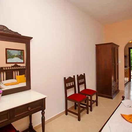 Maria Studios *