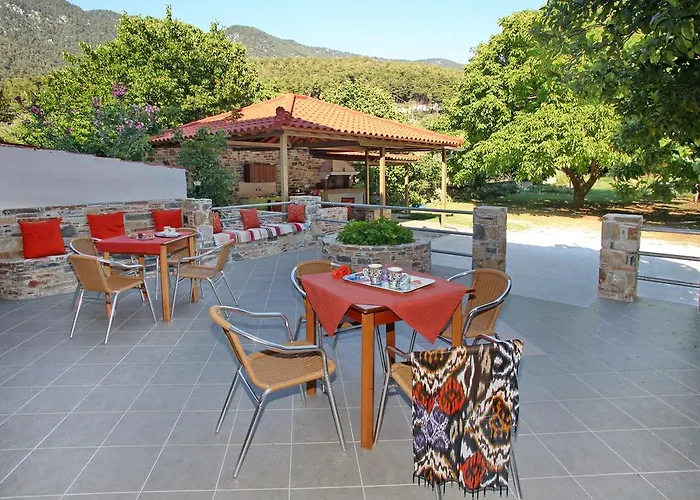 Maria Studios Apartment Neo Klima