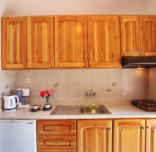 Maria Studios Neo Klima