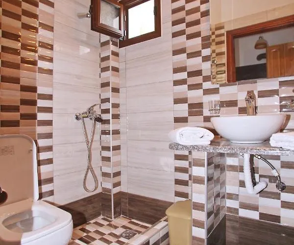 Maria Studios Apartment Neo Klima